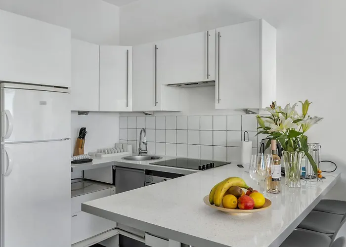 Near Monaco - Cosy With Sea View *